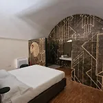 Konukevi 1loftmatera
